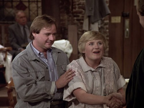 Nancy Cartwright and Derek McGrath in Cheers (1982)