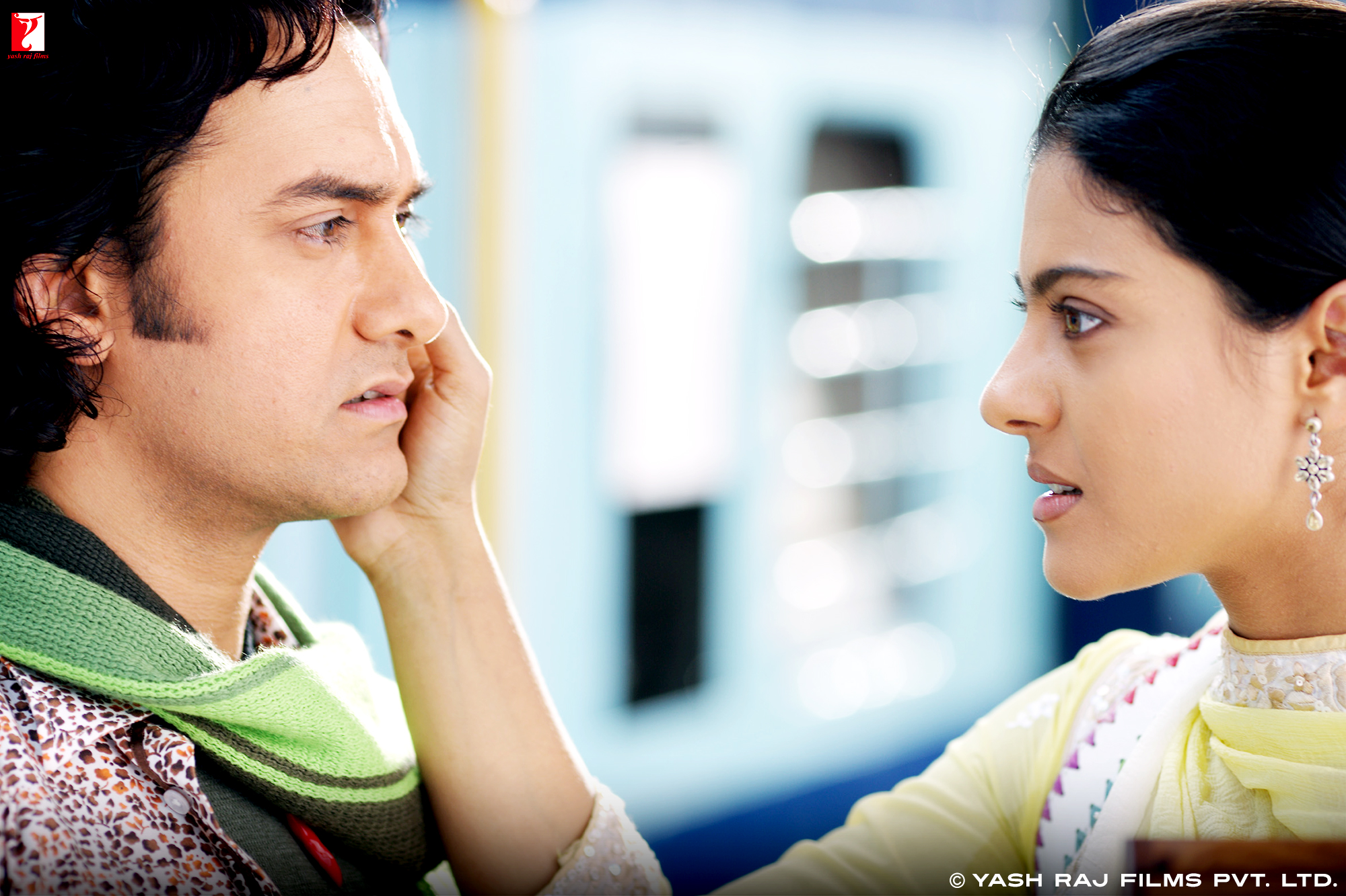 Kajol and Aamir Khan in Fanaa (2006)