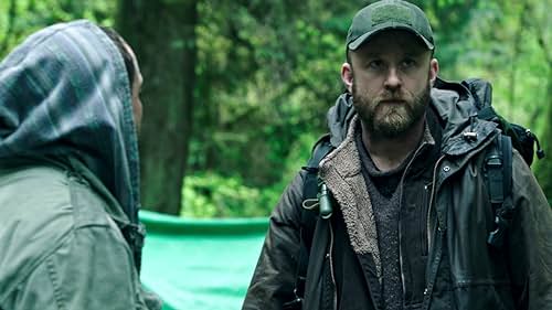 Leave No Trace: Surviving It All (Featurette)