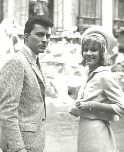 Cindy Carol and James Darren in Gidget Goes to Rome (1963)