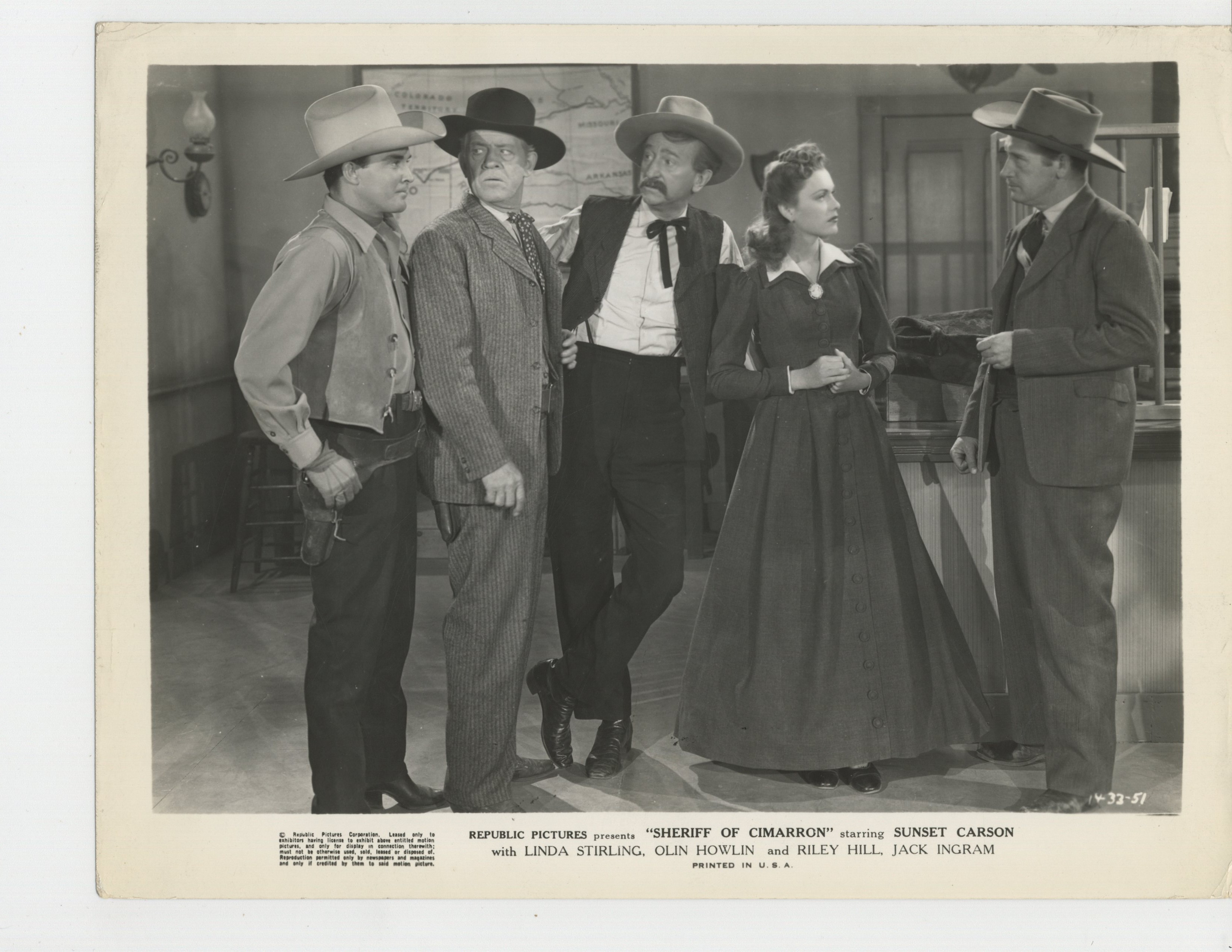 Sunset Carson, Tom London, Olin Howland, Jack Ingram, and Linda Stirling in Sheriff of Cimarron (1945)