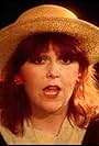 Maggie Reilly in Mike Oldfield Feat. Maggie Reilly: Moonlight Shadow (1983)