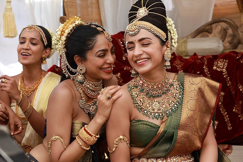 Trisha Krishnan and Sobhita Dhulipala in Ponniyin Selvan: Part I (2022)