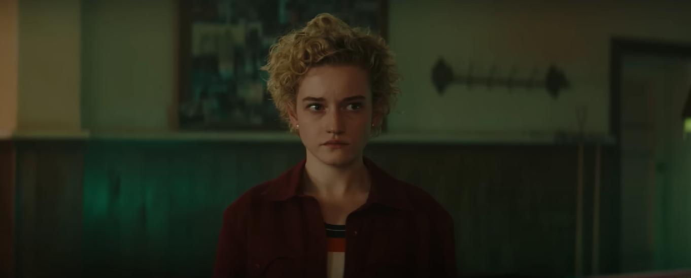 Julia Garner in The Royal Hotel (2023)