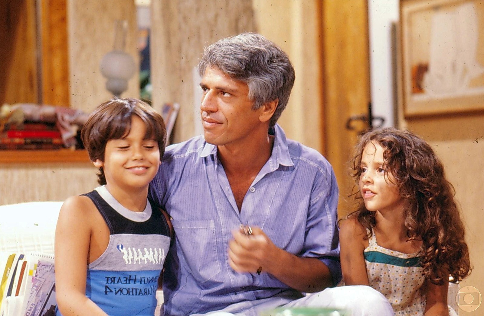 Nuno Leal Maia, Danton Mello, and Juliana Lucas Martin in A Gata Comeu (1985)