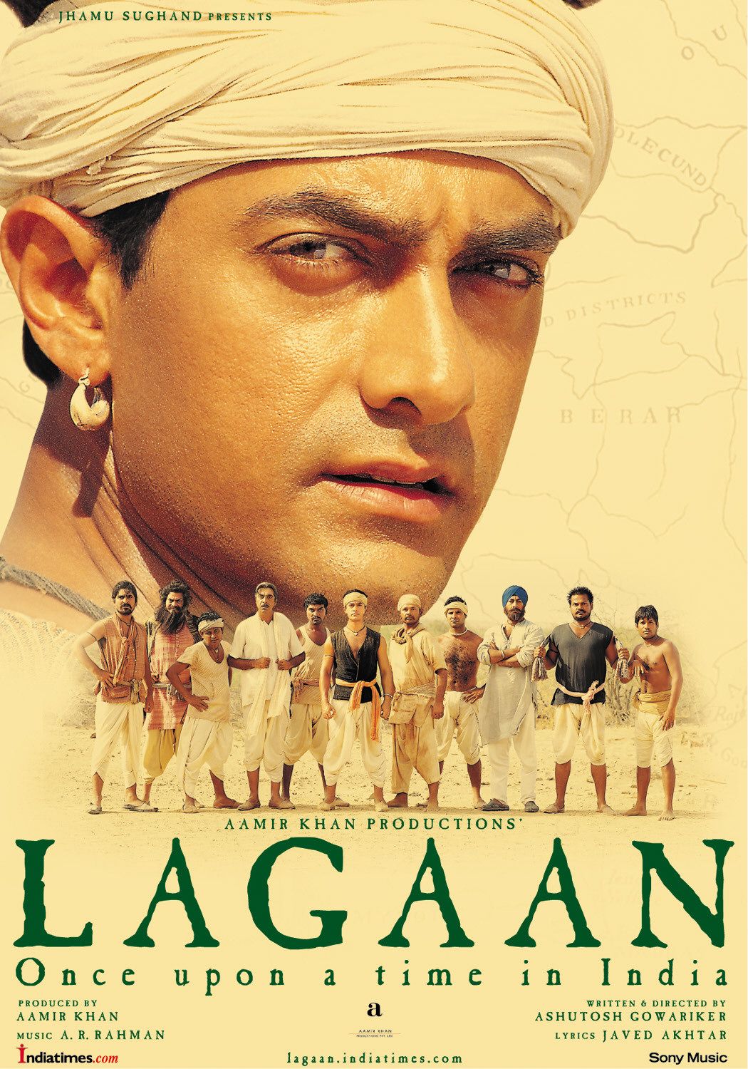 Aamir Khan, Javed Khan Amrohi, Akhilendra Mishra, Rajesh Vivek, Shri Vallabh Vyas, Raghubir Yadav, Raj Zutshi, Amin Hajee, Aditya Lakhia, Dayashankar Pandey, and Yashpal Sharma in Lagaan: Once Upon a Time in India (2001)