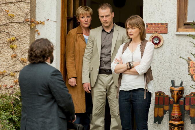 Mariele Millowitsch, Laura Tonke, Hinnerk Schönemann, and Heiko Pinkowski in Marie Brand (2008)