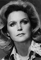 Lee Remick in Telefon (1977)