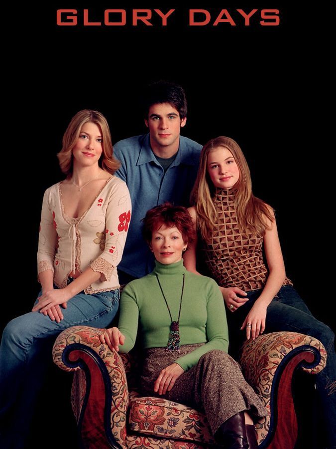 Frances Fisher, Eddie Cahill, Amy Stewart, and Emily VanCamp in Glory Days (2001)