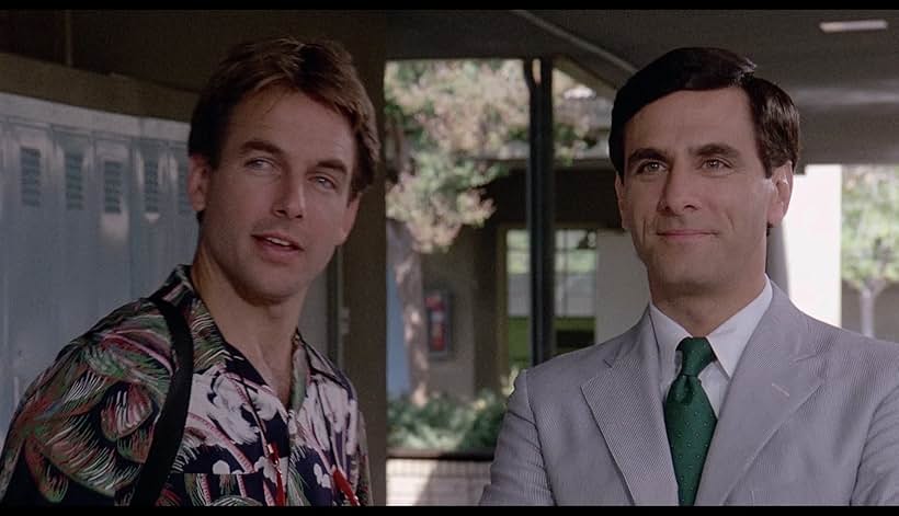 Mark Harmon and Robin Thomas in Summer School (1987)