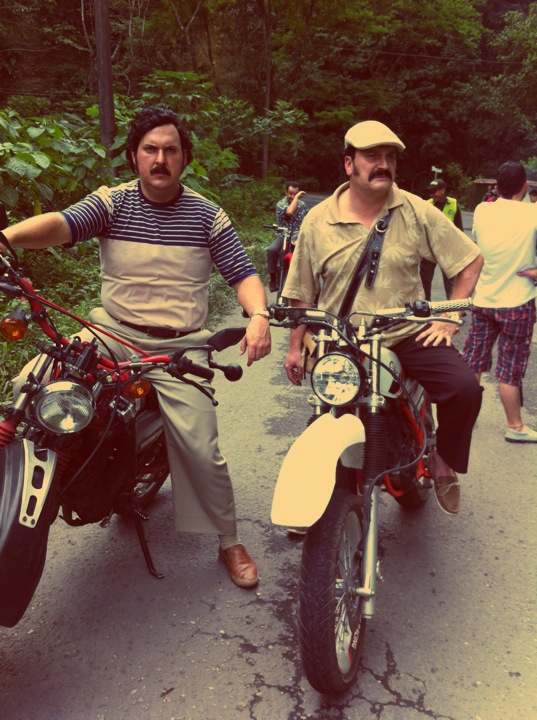 Andrés Parra and Christian Tappan in Pablo Escobar: El Patrón del Mal (2012)