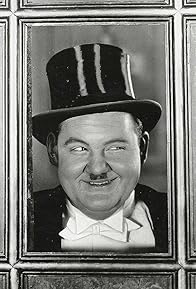 Primary photo for Oliver Hardy