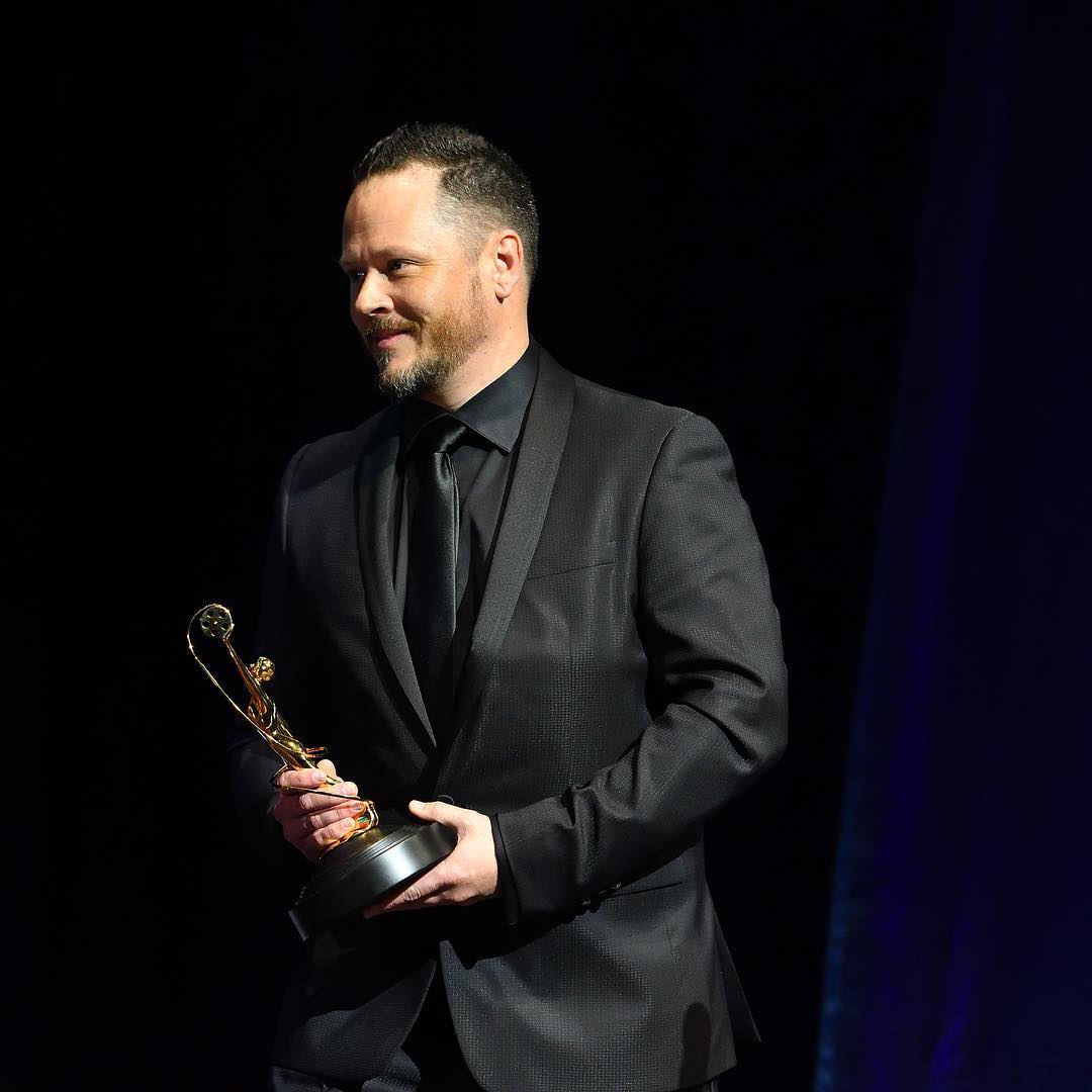 Justin when he received his 2019 MUAHS Guild Award for Westworld S2