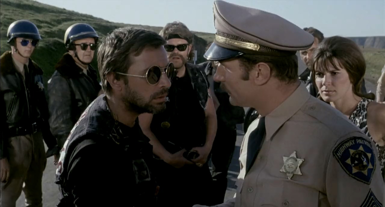 Richard Anders, Adam Roarke, Sabrina Scharf, and Jack Starrett in Hells Angels on Wheels (1967)