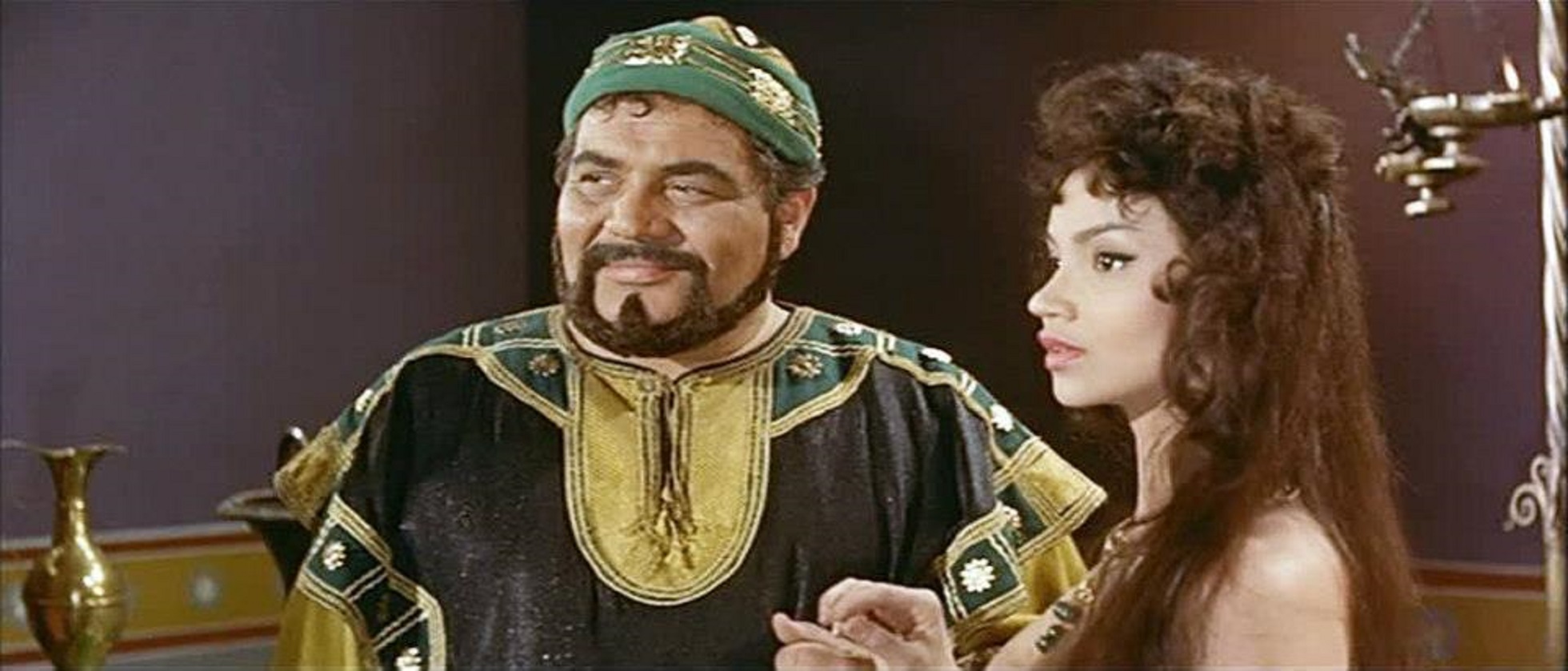 Chelo Alonso and Folco Lulli in Sign of the Gladiator (1959)