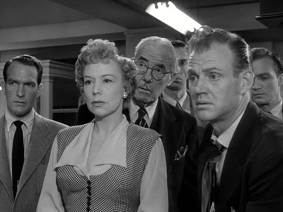 Audrey Christie, Dabbs Greer, Norman Leavitt, Warren Stevens, and Charles Tannen in Deadline - U.S.A. (1952)