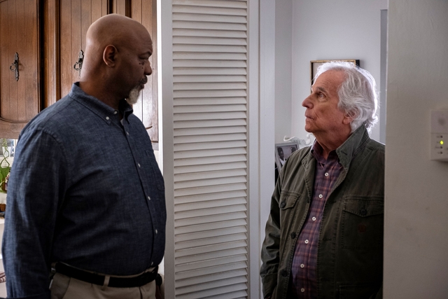 Henry Winkler and Robert Wisdom in starting now (2022)