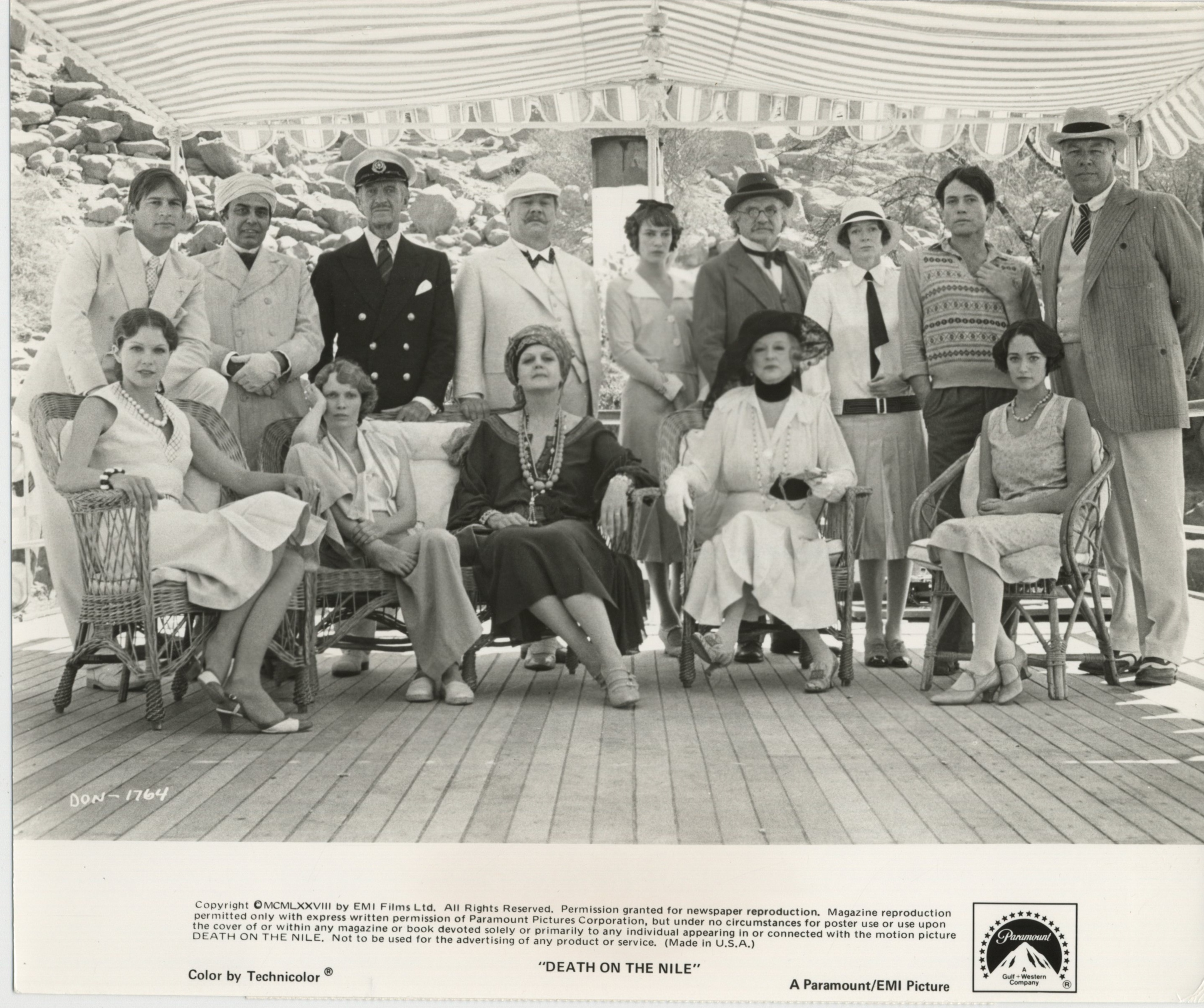 Bette Davis, David Niven, Jane Birkin, Lois Chiles, Mia Farrow, Olivia Hussey, George Kennedy, Angela Lansbury, Maggie Smith, Peter Ustinov, Jon Finch, I.S. Johar, Simon MacCorkindale, and Jack Warden in Death on the Nile (1978)