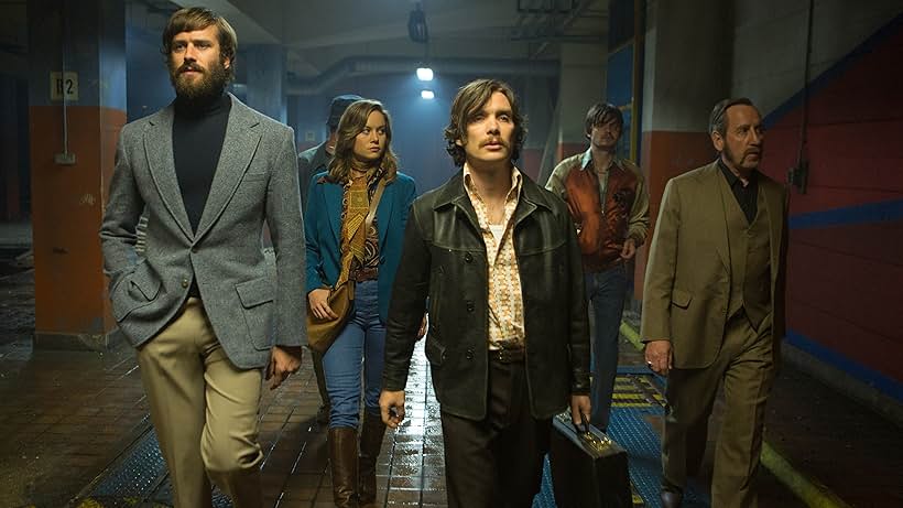 Enzo Cilenti, Brie Larson, Cillian Murphy, Sam Riley, Michael Smiley, and Armie Hammer in Free Fire (2016)