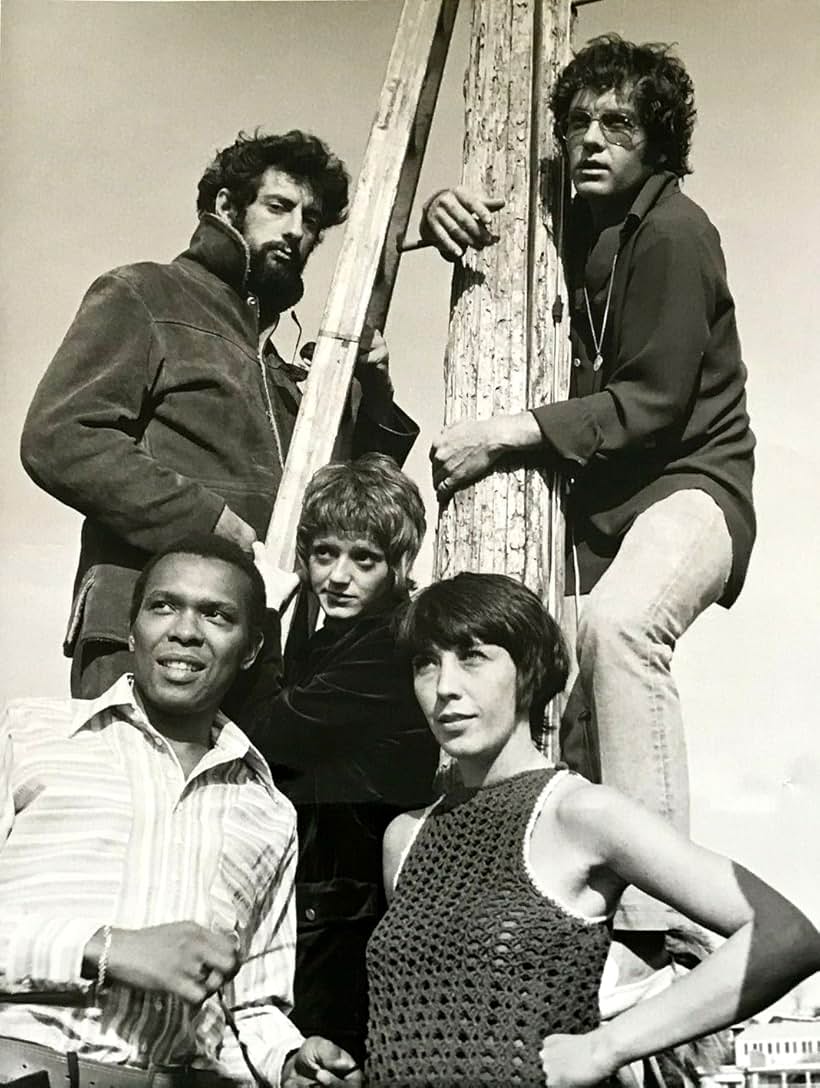 Lily Tomlin, Michael Cole, Larry Hankin, Paul Reid Roman, and Chris Bokeno in Music Scene (1969)