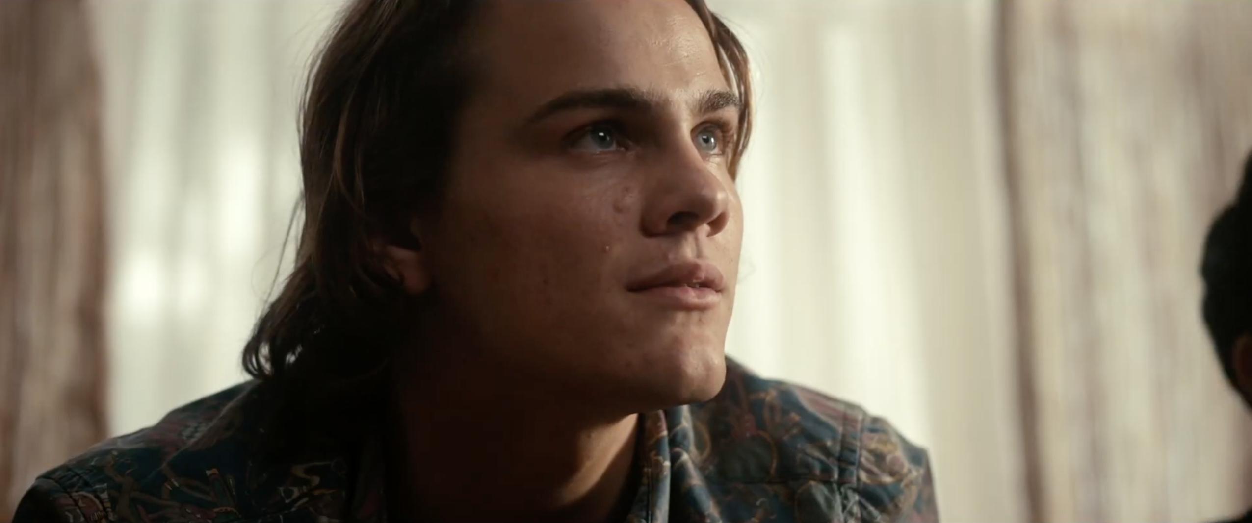 Alex Neustaedter in Low Tide (2019)