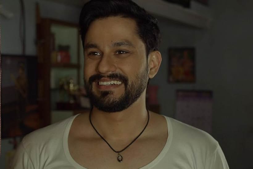 Kunal Kemmu in Lootcase (2020)