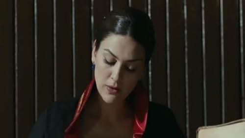 Bergüzar Korel in Karadayi (2012)