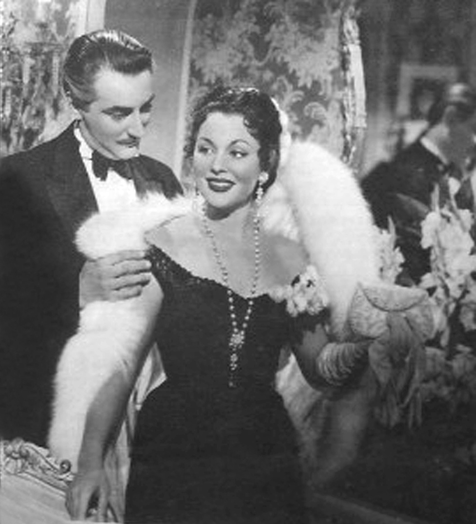 Enrique Rambal and Paquita Rico in Prisionera del pasado (1954)