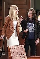 Kat Dennings and Beth Behrs in 2 Broke Girls (2011)