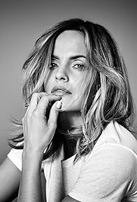 Primary photo for Mena Suvari