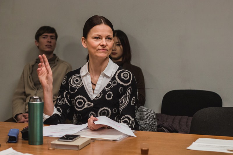 Marie Sawa, Klára Melísková, and Jirí Cerný in Vlastníci (2019)