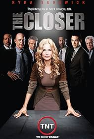 Kyra Sedgwick, G.W. Bailey, Tony Denison, Robert Gossett, J.K. Simmons, Jon Tenney, and Corey Reynolds in The Closer (2005)