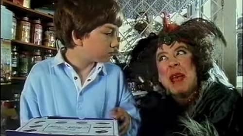 Miriam Margolyes and Simeon Pearl in Bewitched, Bothered and Be-Wilhermina-d (1988)