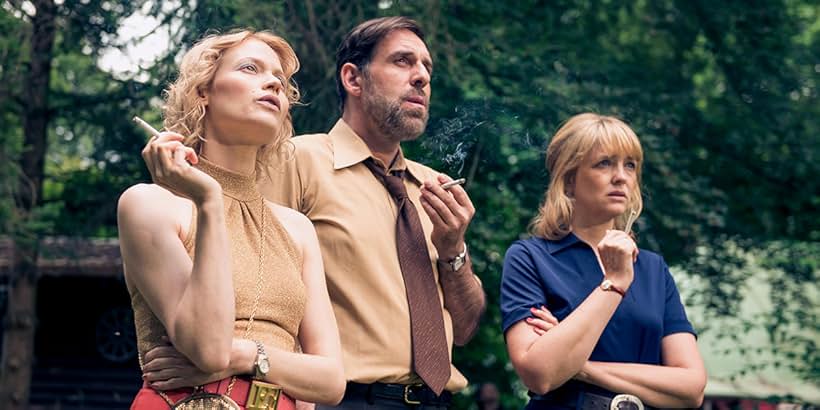 Mavie Hörbiger, Laura Tonke, and Thomas Loibl in The Garden (2017)