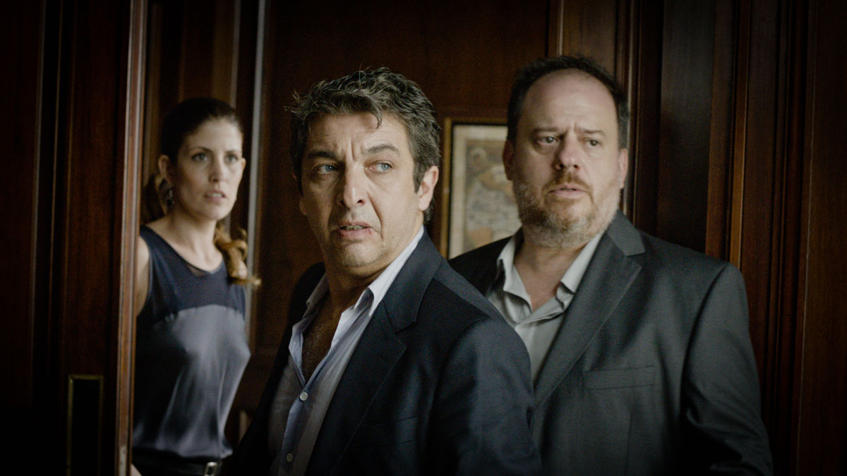 Ricardo Darín and Guillermo Arengo in The 7th Floor (2013)