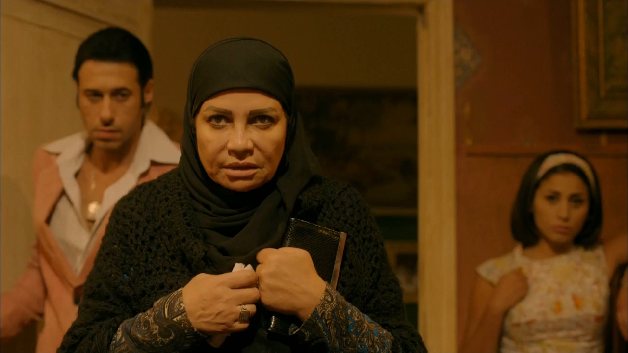 Sawsan Badr, Ahmed El-Saadany, and Dina El Sherbiny in Afrah AlQoba (2016)