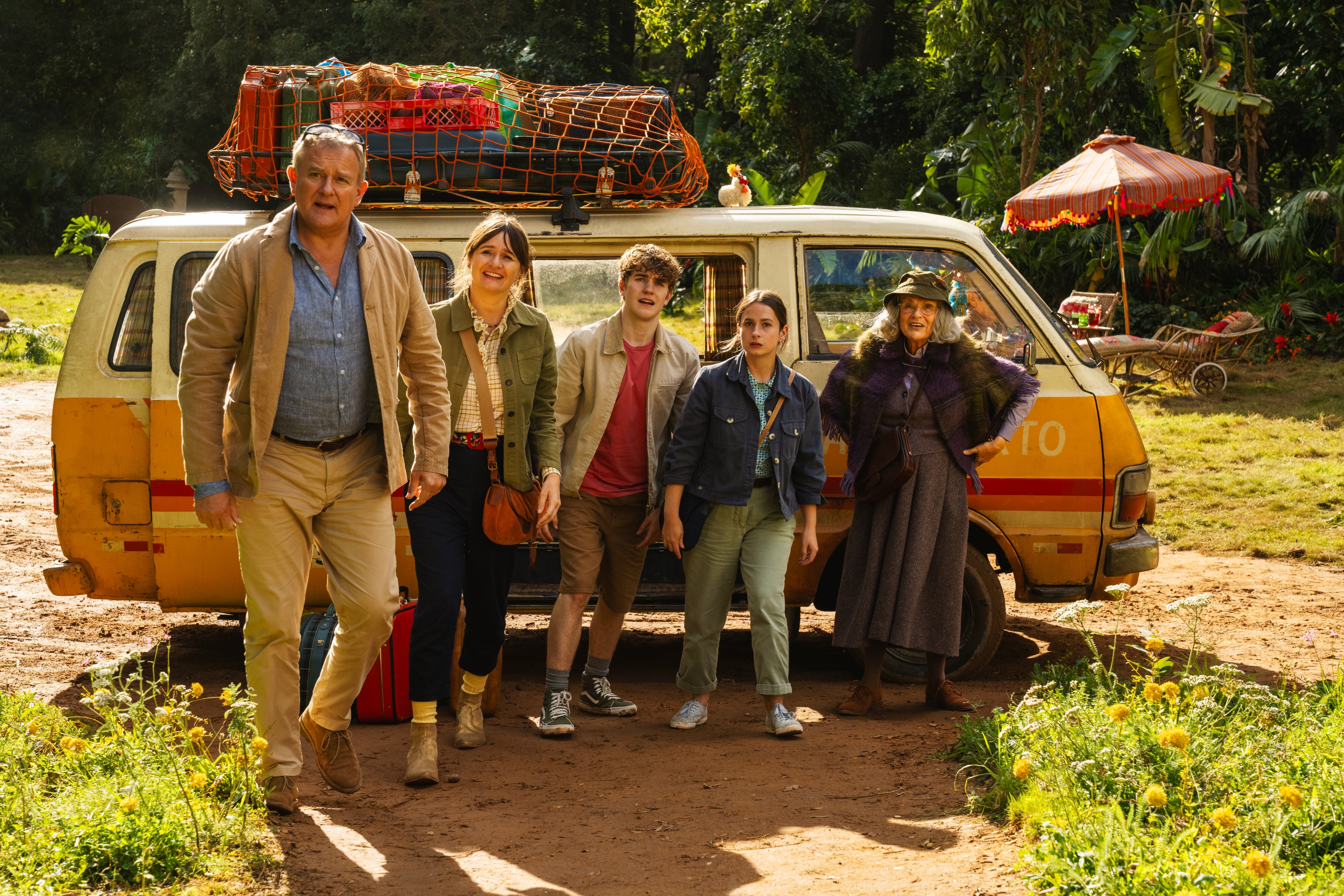 Hugh Bonneville, Emily Mortimer, Julie Walters, Madeleine Harris, and Samuel Joslin in Paddington in Peru (2024)