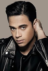 Primary photo for Diego Loyzaga