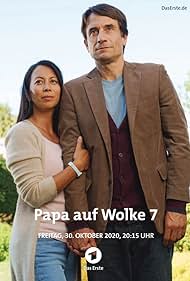 Oliver Mommsen and Minh-Khai Phan-Thi in Papa auf Wolke 7 (2020)