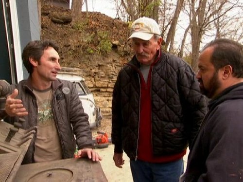 Frank Fritz and Mike Wolfe in American Pickers (2010)