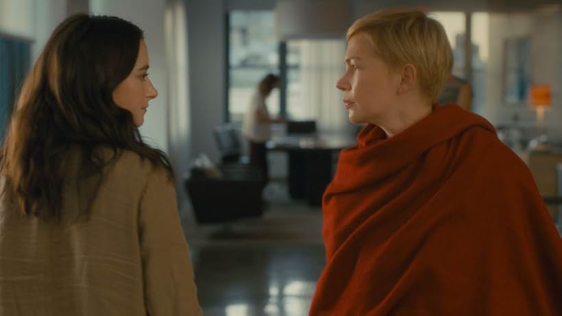 Michelle Williams and Abby Quinn in After the Wedding (2019)