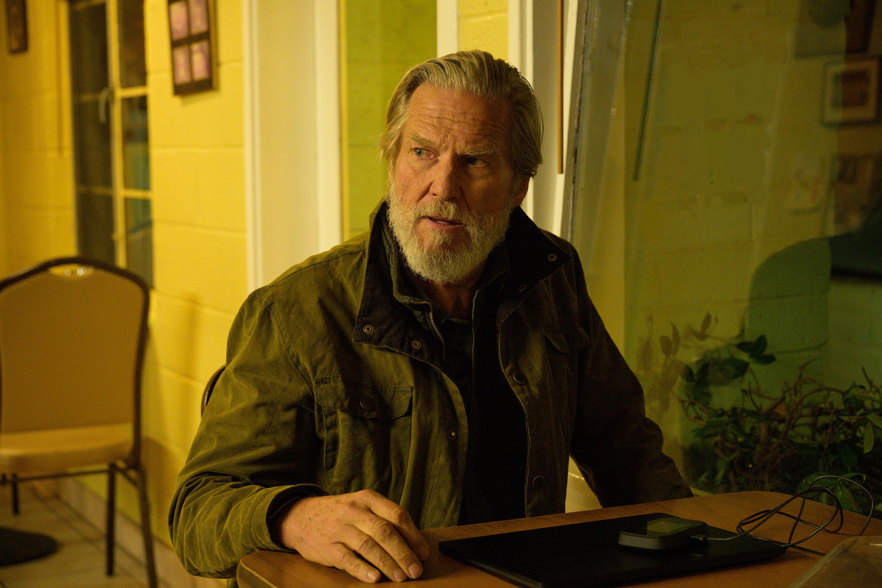 Jeff Bridges in The Old Man (2022)