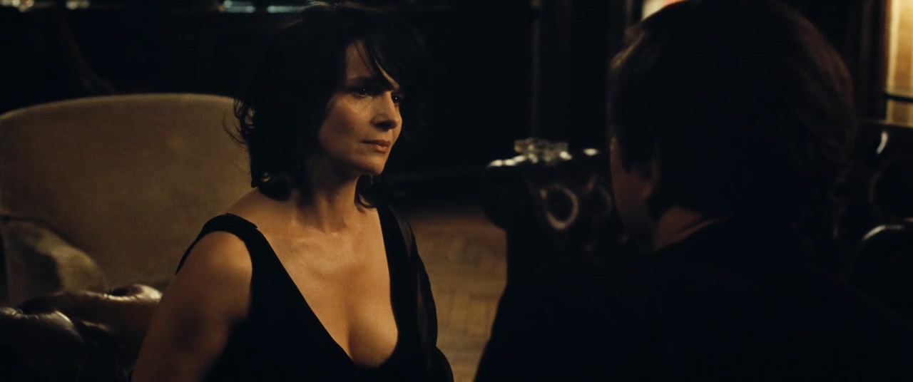 Juliette Binoche and Lars Eidinger in Clouds of Sils Maria (2014)