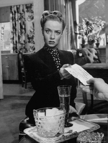 Audrey Totter in Lady in the Lake (1946)