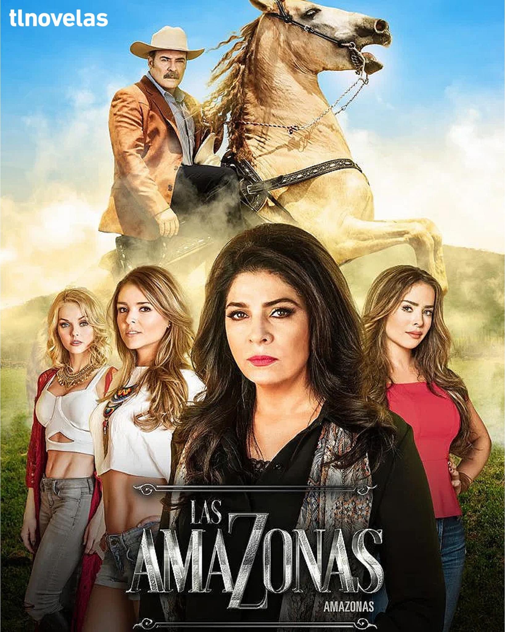 Danna García, Victoria Ruffo, César Évora, Grettell Valdez, and Mariluz Bermúdez in Amazonas (2016)