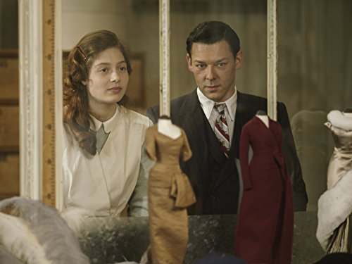 Richard Coyle and Jenna Thiam in The Collection (2016)