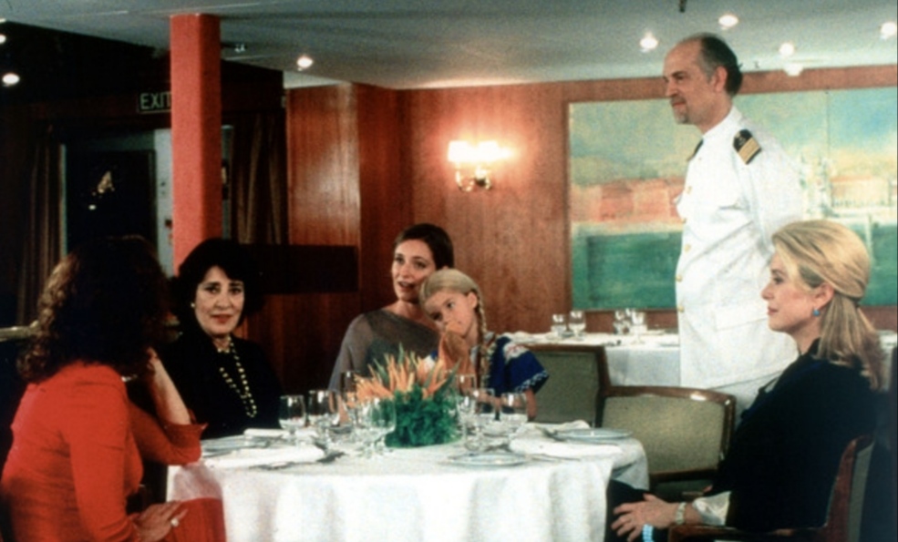 Catherine Deneuve, John Malkovich, Irene Papas, Stefania Sandrelli, Leonor Silveira, and Filipa de Almeida in Um Filme Falado (2003)