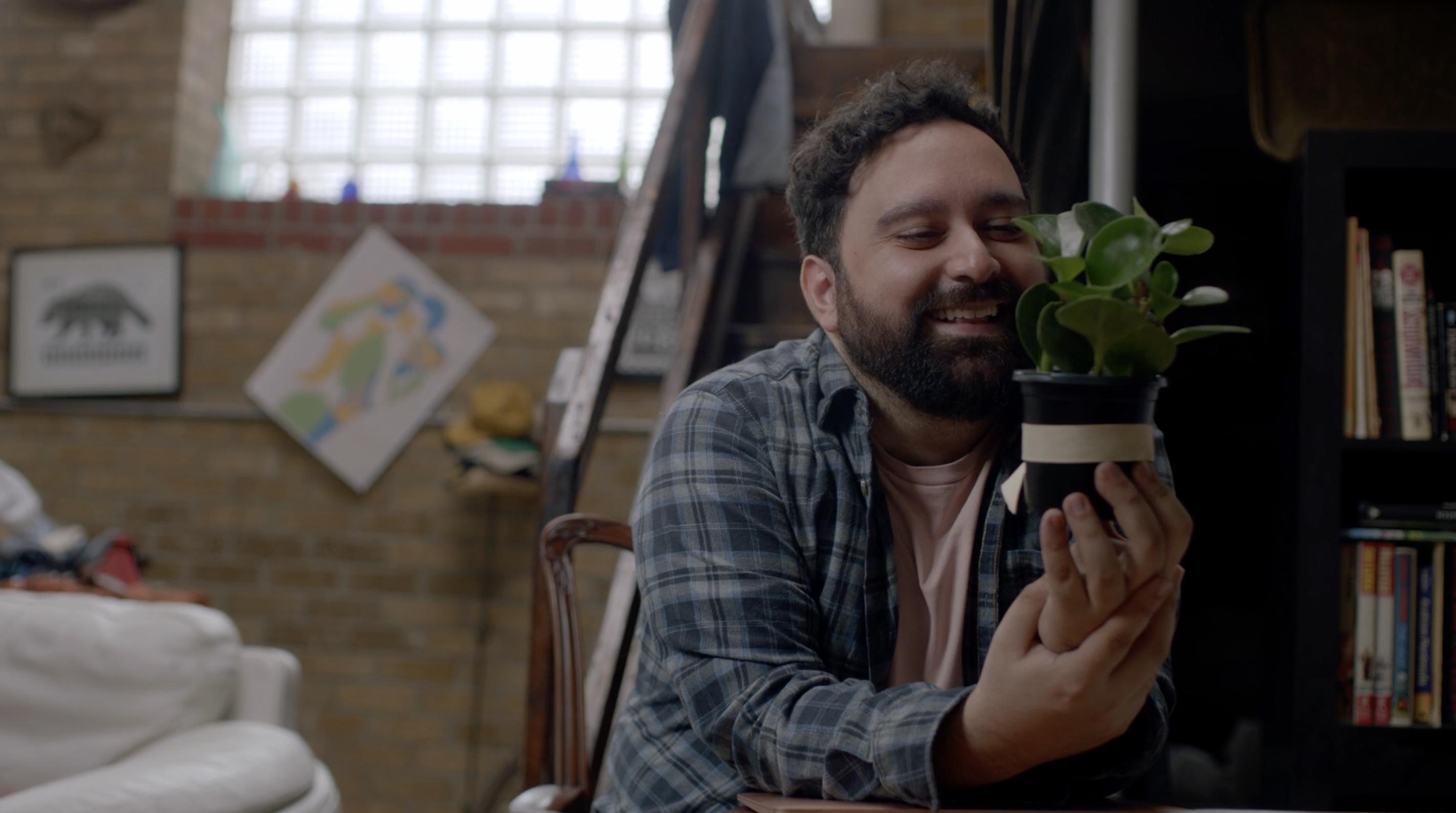 Izad Etemadi in Plant Daddy (2023)