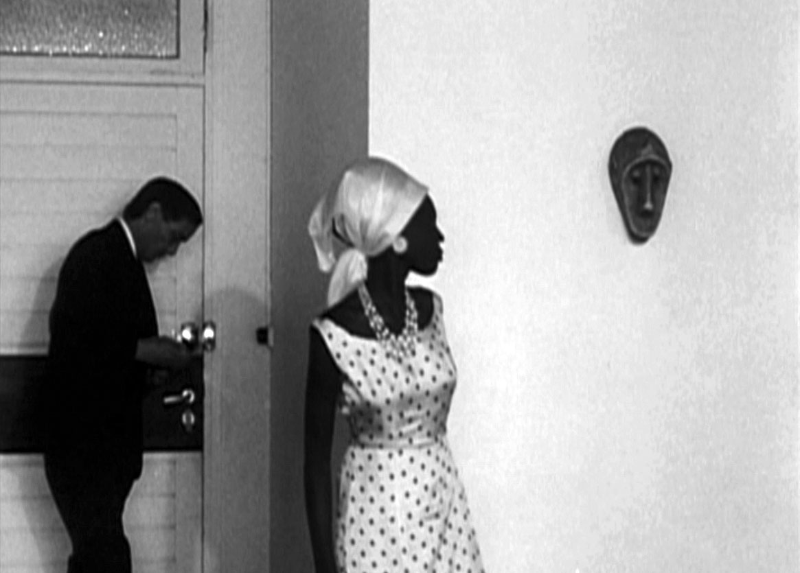 Mbissine Thérèse Diop and Robert Fontaine in Black Girl (1966)