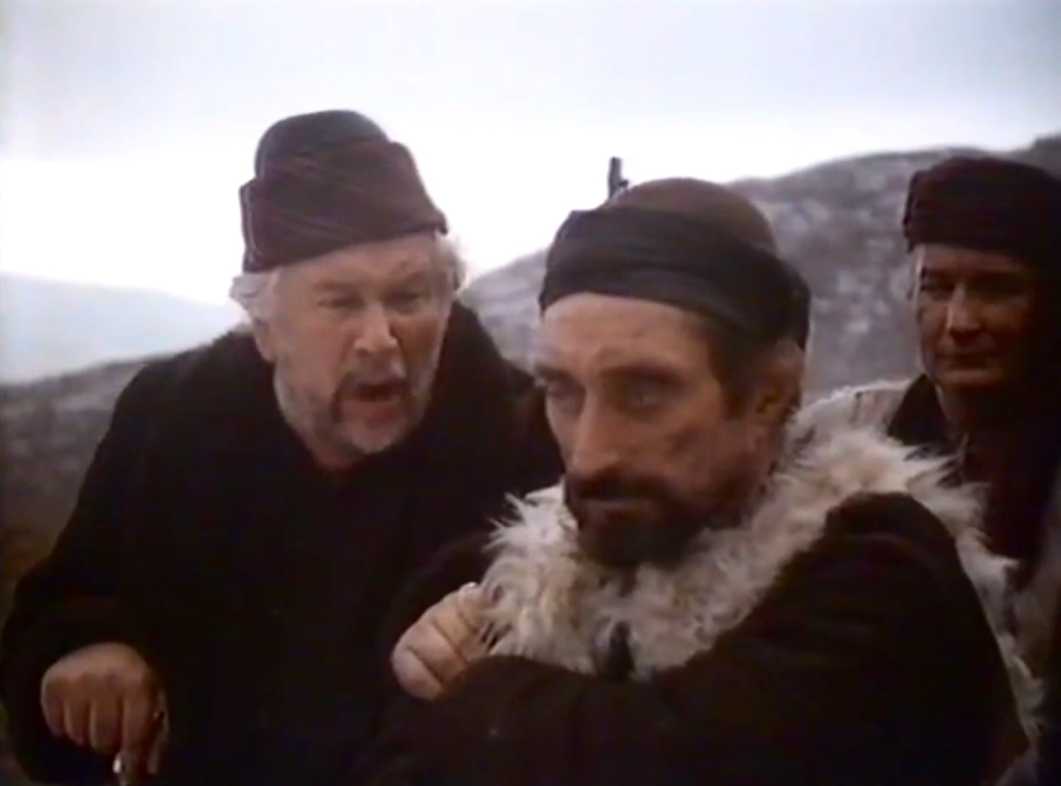 Peter Ustinov, T.P. McKenna, and Vladek Sheybal in Memed My Hawk (1984)